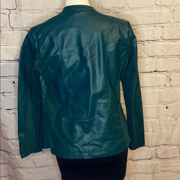 Super soft emerald faux leather lined jacket - Picture 3 of 7